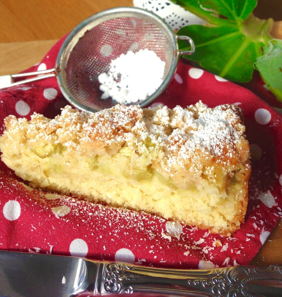 Rhababer_Kokos_Streusel_1